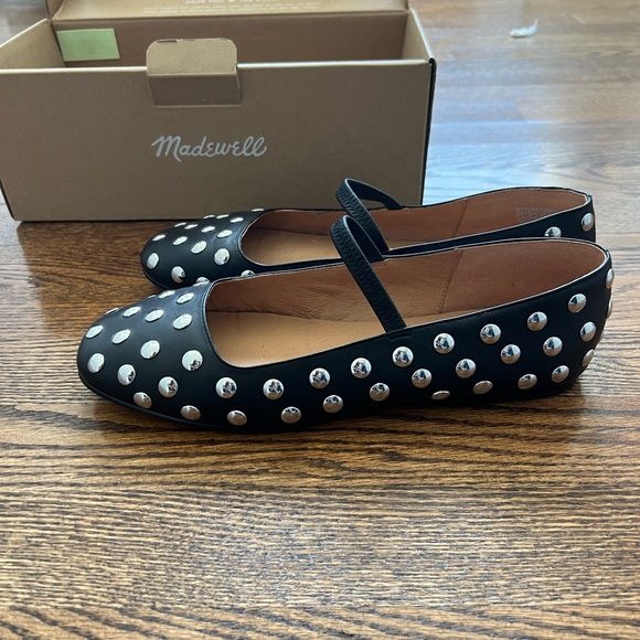 Madewell | Studded Greta Ballet Flat 🖤 - Picture 4 of 6